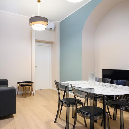 Suites In Porta Garibaldi & Chinatown - City Center Well Connected มิลาน ภายนอก รูปภาพ