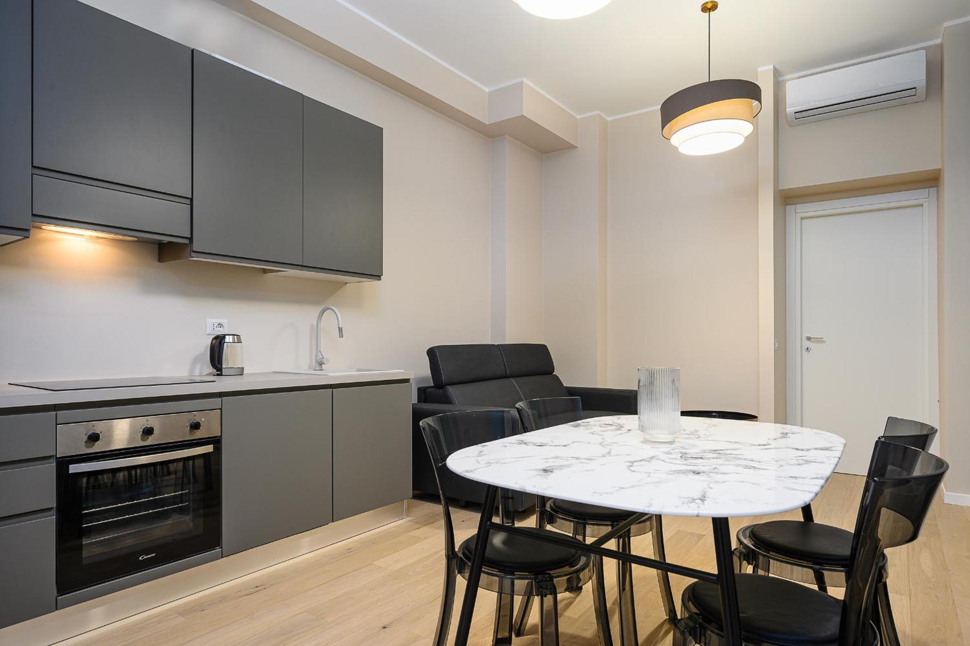 Suites In Porta Garibaldi & Chinatown - City Center Well Connected มิลาน ภายนอก รูปภาพ
