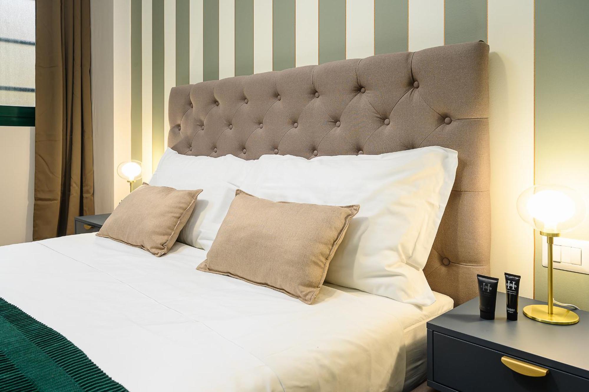 Suites In Porta Garibaldi & Chinatown - City Center Well Connected มิลาน ภายนอก รูปภาพ