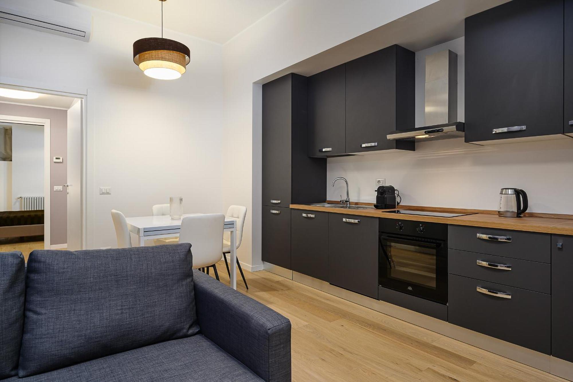 Suites In Porta Garibaldi & Chinatown - City Center Well Connected มิลาน ภายนอก รูปภาพ